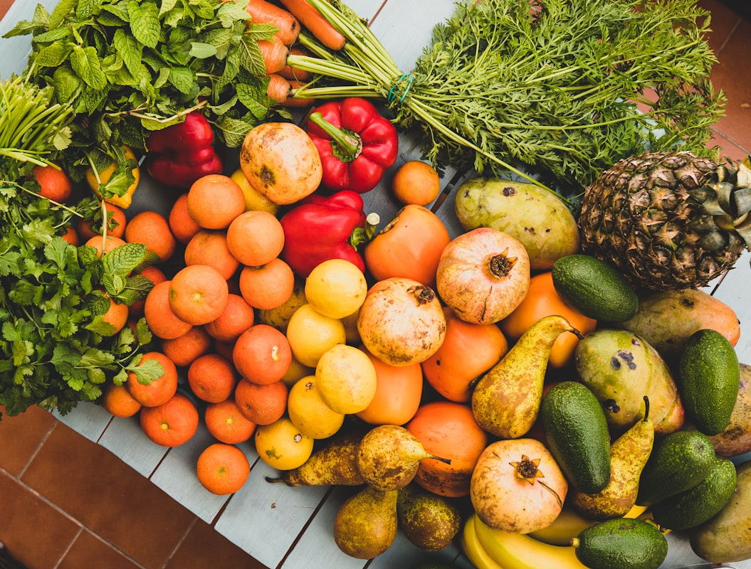 Selezione di alimenti sani e nutrienti